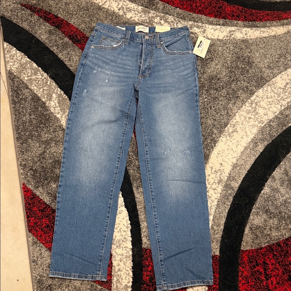 Universal Thread Women's Straight Leg Blue Jeans